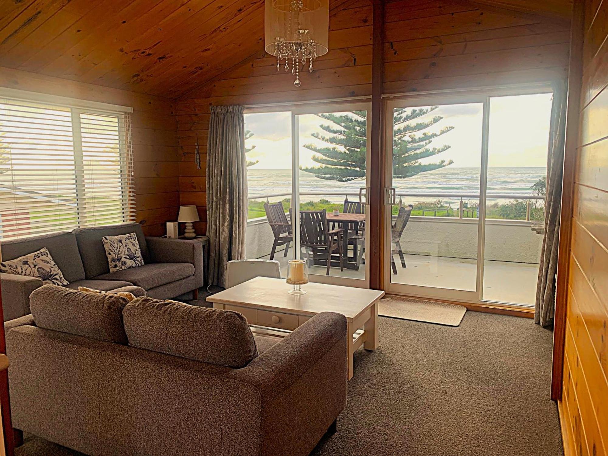 Beach Front Apartment Ohope エクステリア 写真